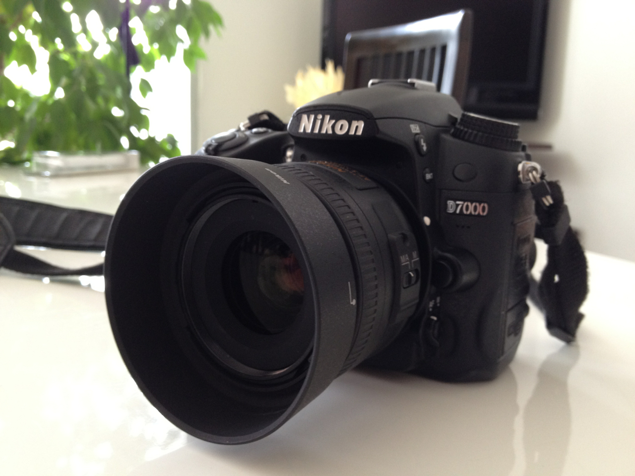 Nikon D7000 × AF-S 35mm f/1.8G-tops.edu.ng