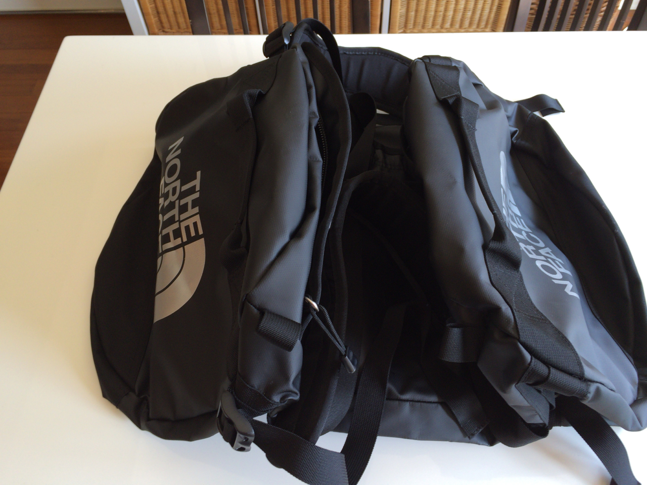 The North Face 2wayボストンバッグ Base Camp Duffel M 購入 デカいけど便利でカッコいい 立花岳志が より自由で楽しい人生を追求しシェアするブログ