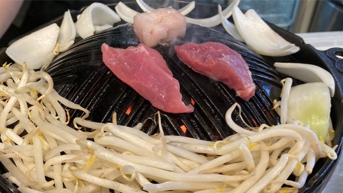 ジンギスカン 羊飼いの店 いただきます 訪問レポート 札幌すすきの 国産サフォーク種のラム肉が柔らかくて絶品だった 札幌グルメ The Third Stage